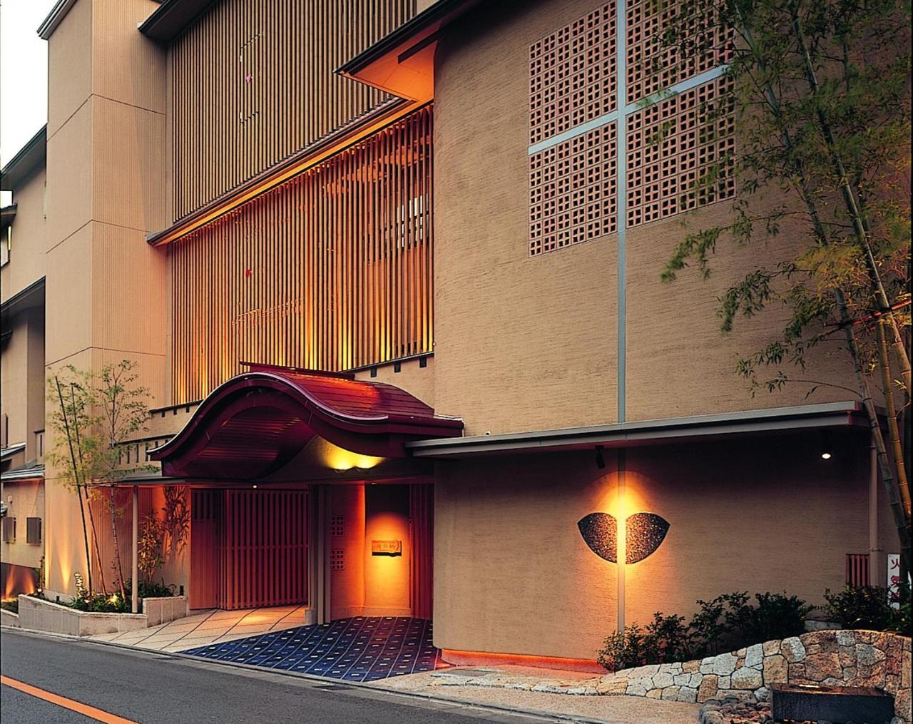 Atami Juraku Hotel Exterior photo